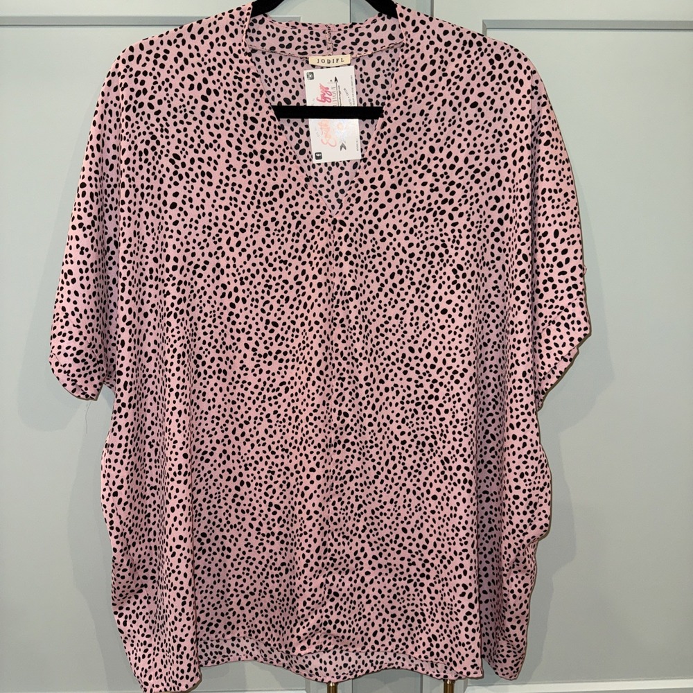 Jodifl Women's V Neck Medium Pink Black Spotted Oversized Top Animal Print